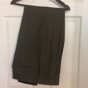 Men’s Jos. A. Bank 36R Wool slacks brown plaid